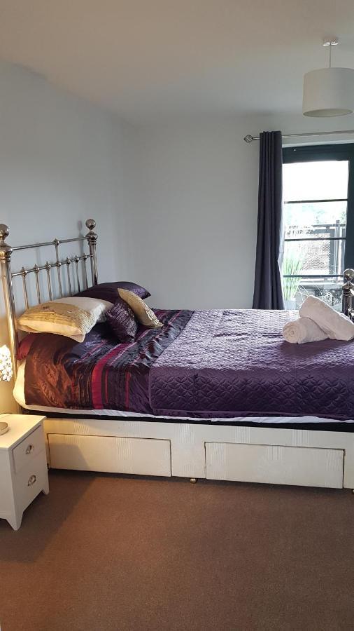 Sunderland Place Фарнбъро Екстериор снимка