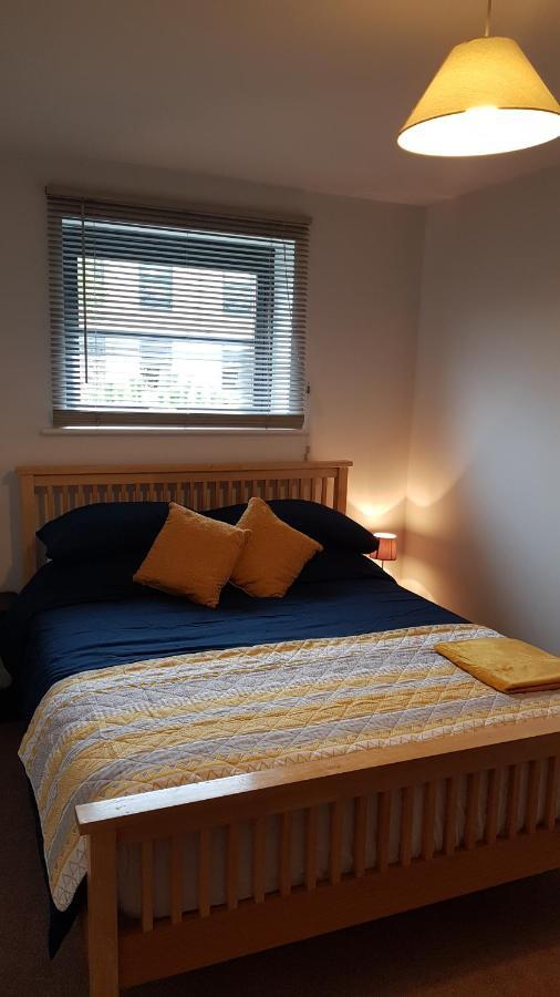 Sunderland Place Фарнбъро Екстериор снимка